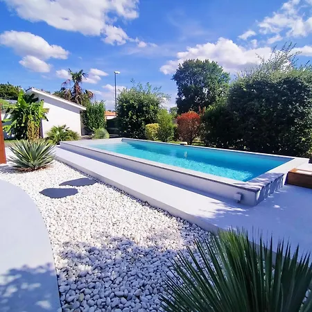 Gite Avec Piscine Et Espace Bien-Etre Partages Entre Bordeaux Et Lacanau Ocean (Adults Only) Brach Exterior foto