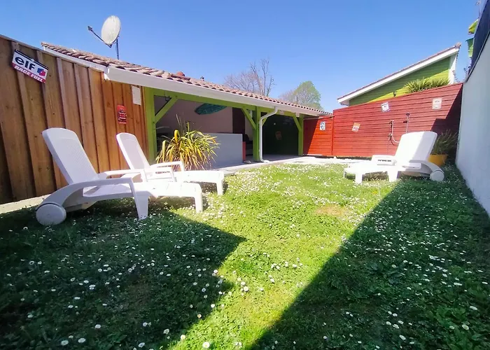 Gite Avec Piscine Et Espace Bien-Etre Partages Entre Bordeaux Et Lacanau Ocean (Adults Only)