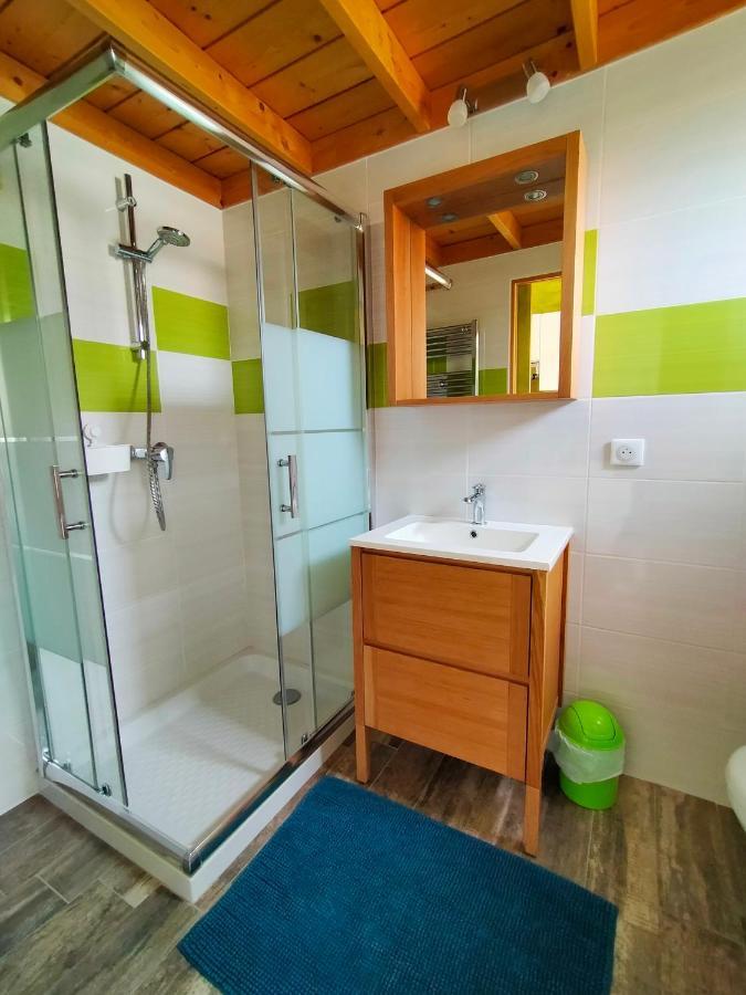 Avec Piscine Et Espace Bien-etre Partages Entre Bordeaux Et Lacanau Ocean (adults Only) Holiday home Brach